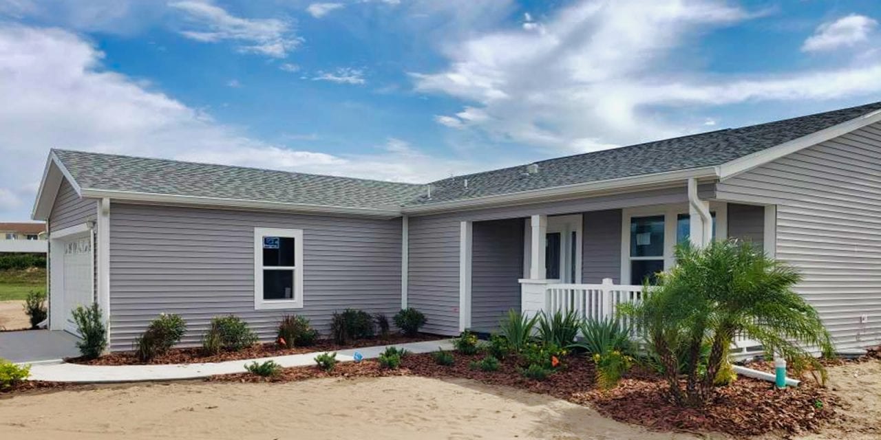 Seamless Gutters Zephyrhills MMR, Inc.